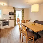 Haus Alpenheim 3* 弗拉绍