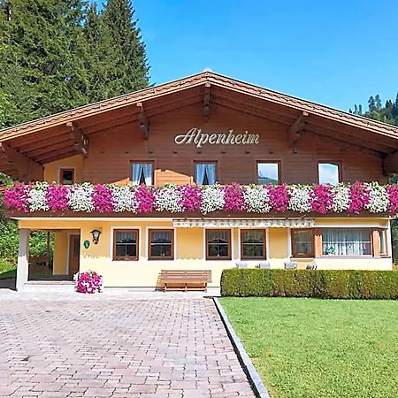 Haus Alpenheim 弗拉绍